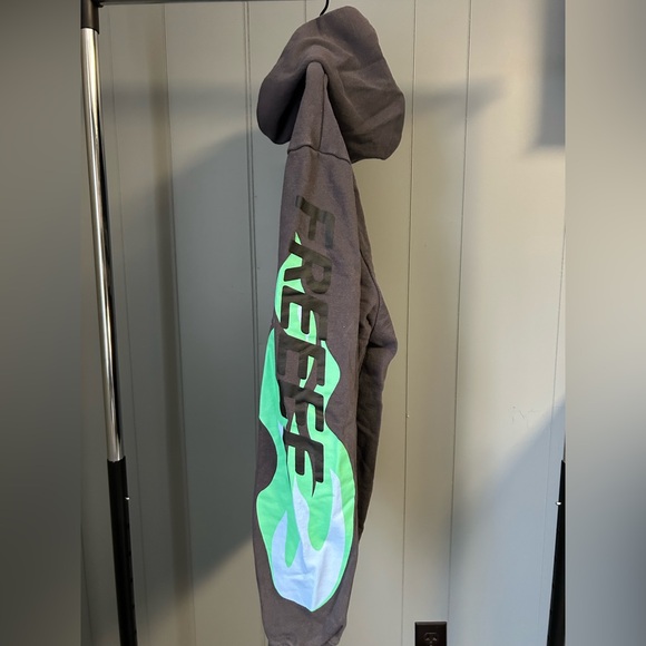 LUCKY ME I SEE GHOSTS HOODIE, SWEATSHIRT - Picture 3 of 4